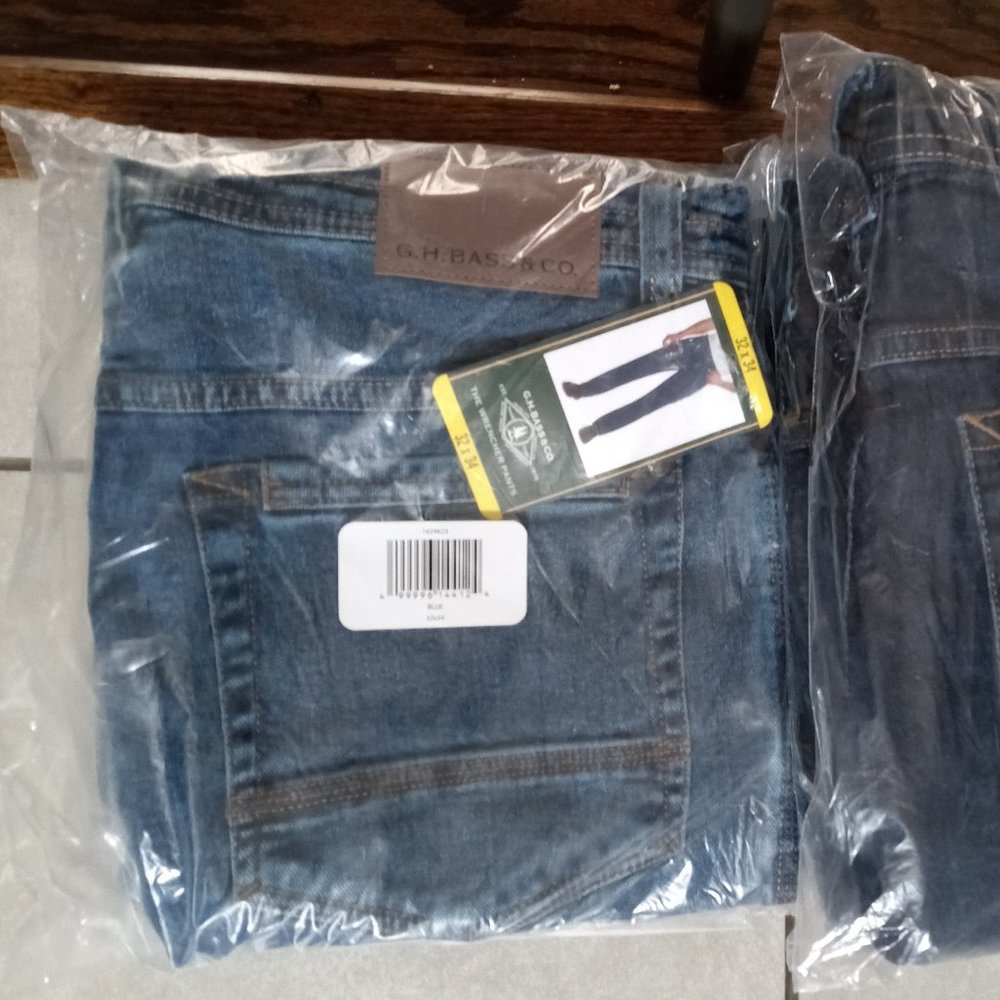 NEW! G.H. Bass Wrencher Relaxed Straight Fit Men's Boys Jeans Blue Color 32x34!!